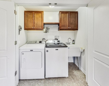 1105 W Miner Street - Photo Thumbnail 20