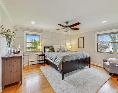 1105 W Miner Street - Photo Thumbnail 8