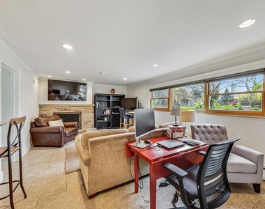 1105 W Miner Street - Photo Thumbnail 15