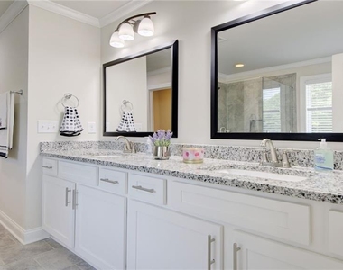 53 Mallard Creek Way - Photo Thumbnail 13