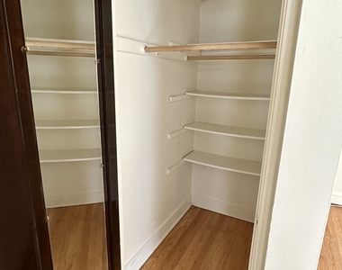 1436 W Thome Avenue - Photo Thumbnail 2