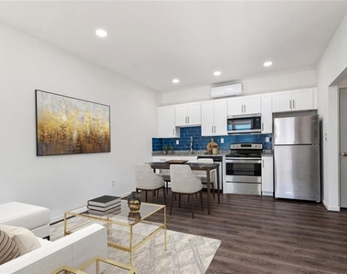 1060 Grant Way Se - Photo Thumbnail 2