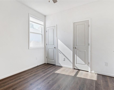 1060 Grant Way Se - Photo Thumbnail 12