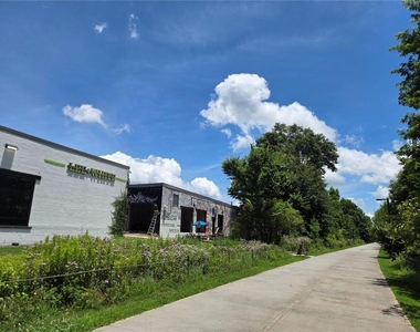 1060 Grant Way Se - Photo Thumbnail 24