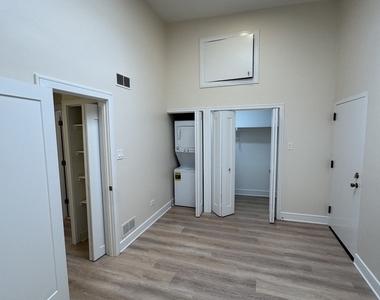444 N State Street - Photo Thumbnail 12