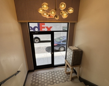 444 N State Street - Photo Thumbnail 19