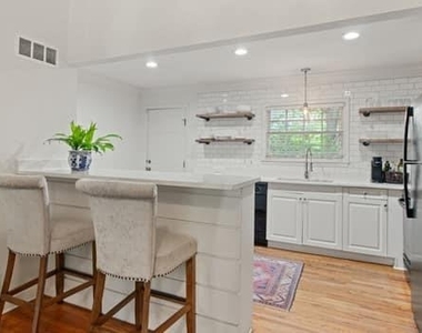 1020 Scott Boulevard - Photo Thumbnail 3