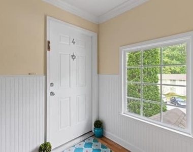 1020 Scott Boulevard - Photo Thumbnail 1