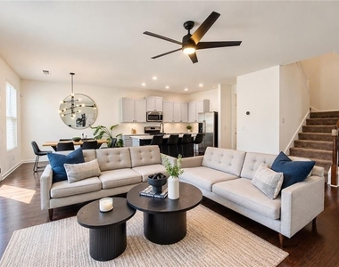 5114 Rapahoe Trail - Photo Thumbnail 2