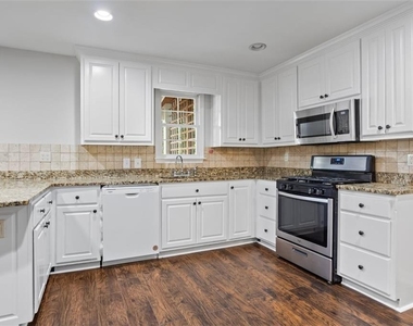 263 Mountainview Circle - Photo Thumbnail 4