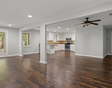 263 Mountainview Circle - Photo Thumbnail 2