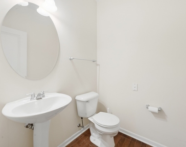 200 Concord Court - Photo Thumbnail 8