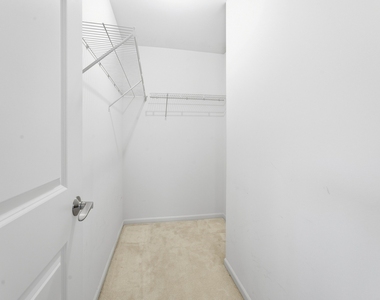 200 Concord Court - Photo Thumbnail 13
