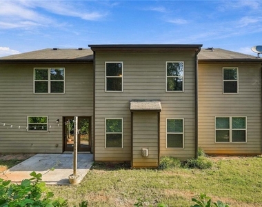 5335 Redfield Way - Photo Thumbnail 24