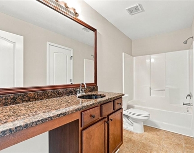 5335 Redfield Way - Photo Thumbnail 21