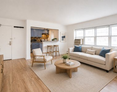 4980 N Marine Drive - Photo Thumbnail 2