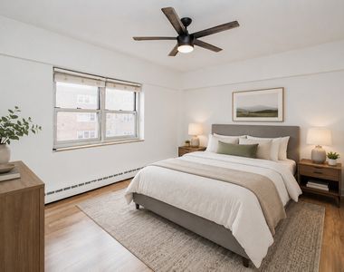 4980 N Marine Drive - Photo Thumbnail 4