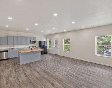 160 Janney Circle - Photo Thumbnail 22