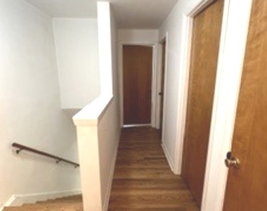 7229 N Campbell Avenue - Photo Thumbnail 11