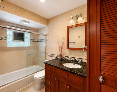 1016 Belleforte Avenue - Photo Thumbnail 15