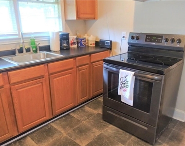 3631 W Napier Avenue - Photo Thumbnail 7
