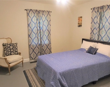 3631 W Napier Avenue - Photo Thumbnail 11