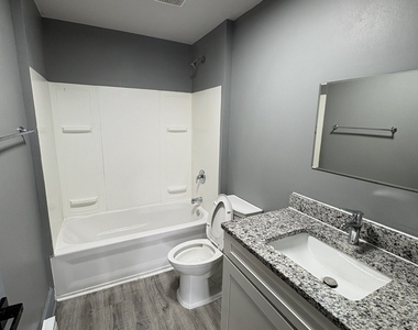 303 Stone Street - Photo Thumbnail 8
