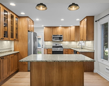 630 S Dryden Place - Photo Thumbnail 6