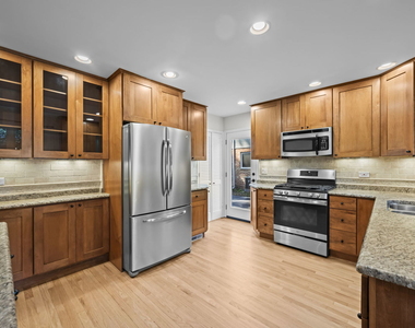 630 S Dryden Place - Photo Thumbnail 5