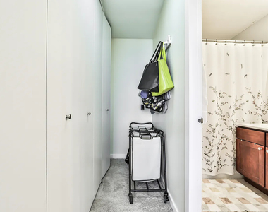 655 W Irving Park Road - Photo Thumbnail 22