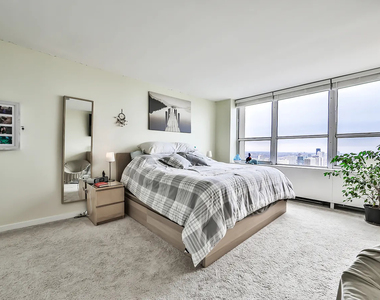 655 W Irving Park Road - Photo Thumbnail 19