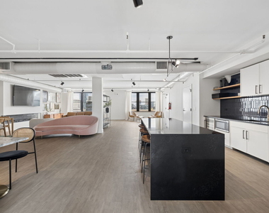 728 W Jackson Boulevard - Photo Thumbnail 26