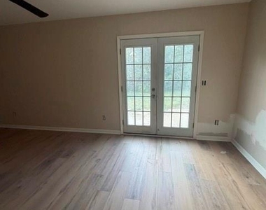 3516 Framingham Drive - Photo Thumbnail 13