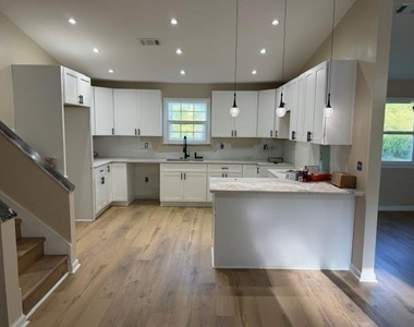 3516 Framingham Drive - Photo Thumbnail 1