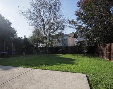 4033 Oak Glenn Drive - Photo Thumbnail 20