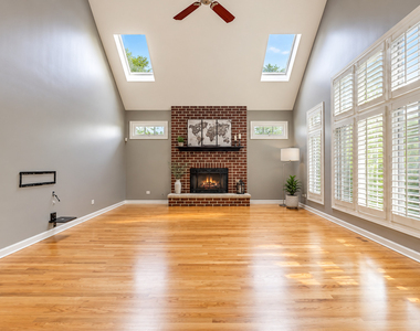 10901 Jillian Road - Photo Thumbnail 2