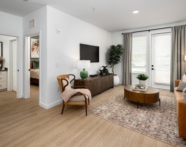 2800 Foxfield Parkway - Photo Thumbnail 21