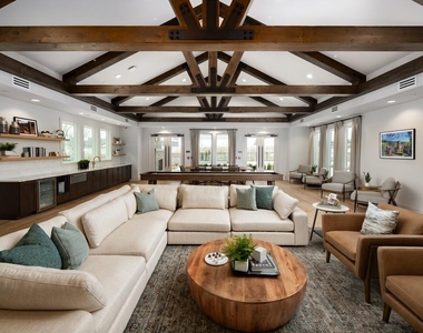 2800 Foxfield Parkway - Photo Thumbnail 7