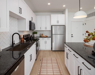 2800 Foxfield Parkway - Photo Thumbnail 20