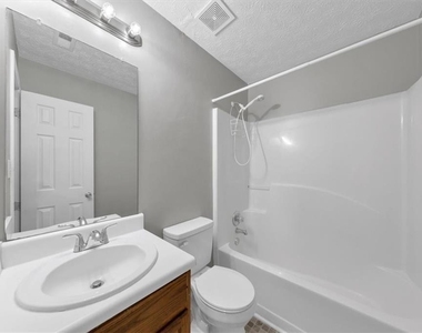 5745 Old Carriage Drive - Photo Thumbnail 22