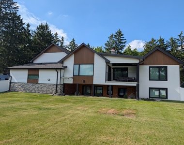 675 W Gilbert Road - Photo Thumbnail 5
