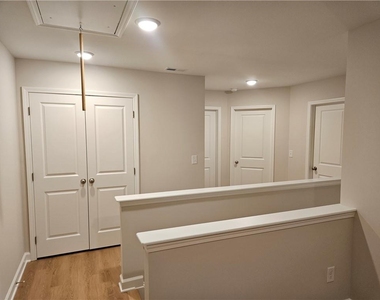 125 Priestwood Lane - Photo Thumbnail 10
