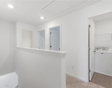 1118 Lossie Lane - Photo Thumbnail 7