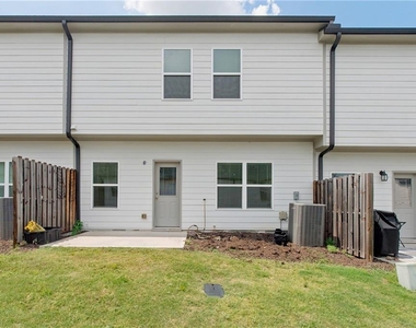 1118 Lossie Lane - Photo Thumbnail 19