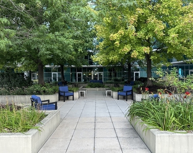 3740 N Halsted Street - Photo Thumbnail 14