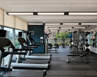3740 N Halsted Street - Photo Thumbnail 16