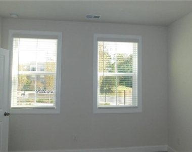 3612 Knox Park Ovlk - Photo Thumbnail 6