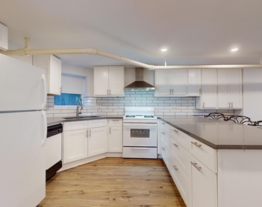 8912 Ewing Avenue - Photo Thumbnail 6