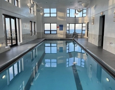 401 E Ontario Street - Photo Thumbnail 18