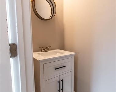 115 Pinto Lane - Photo Thumbnail 24